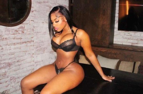Stacy Snow ❤️ 4