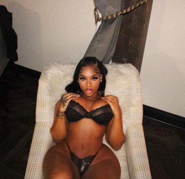 Stacy Snow ❤️ 1