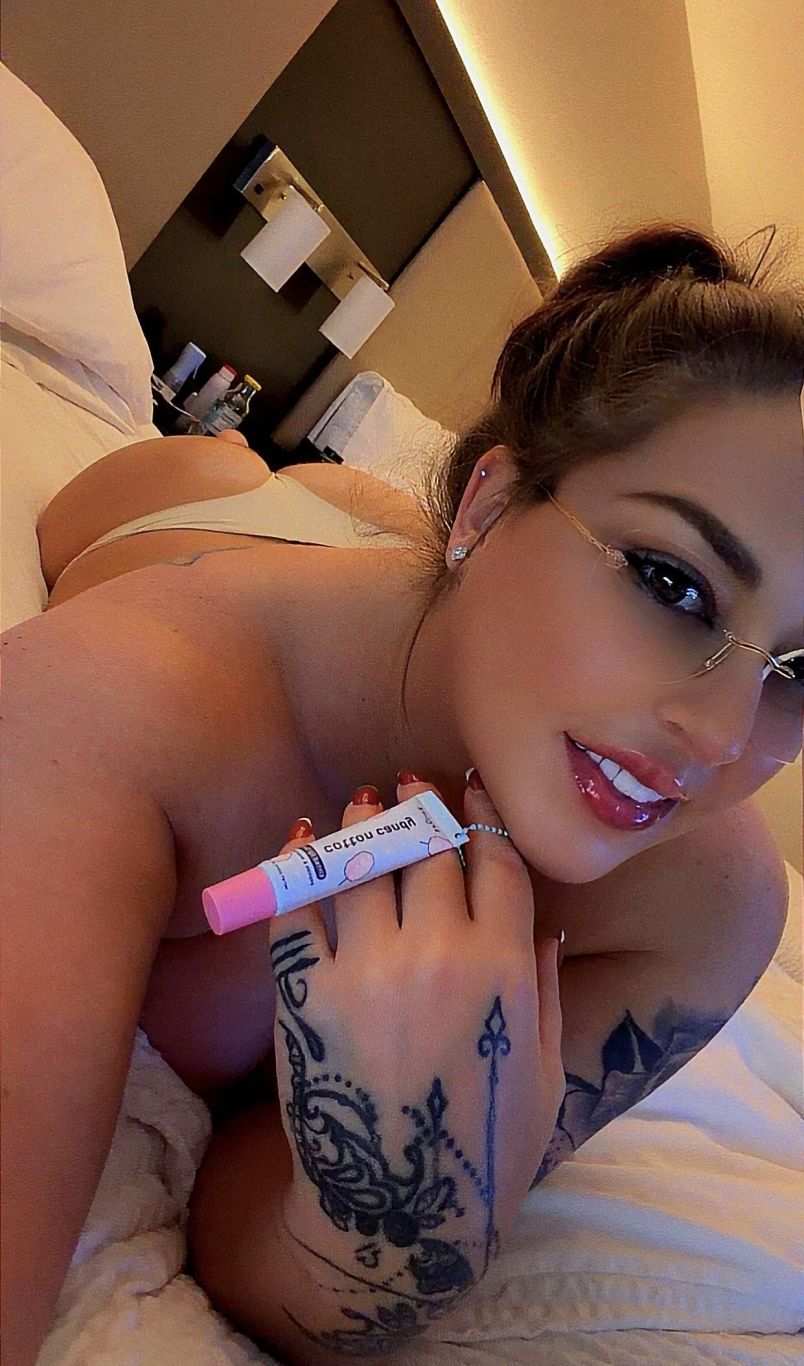 Monica 2