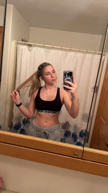 Kayla 3