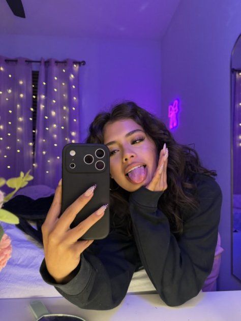 Ella 1