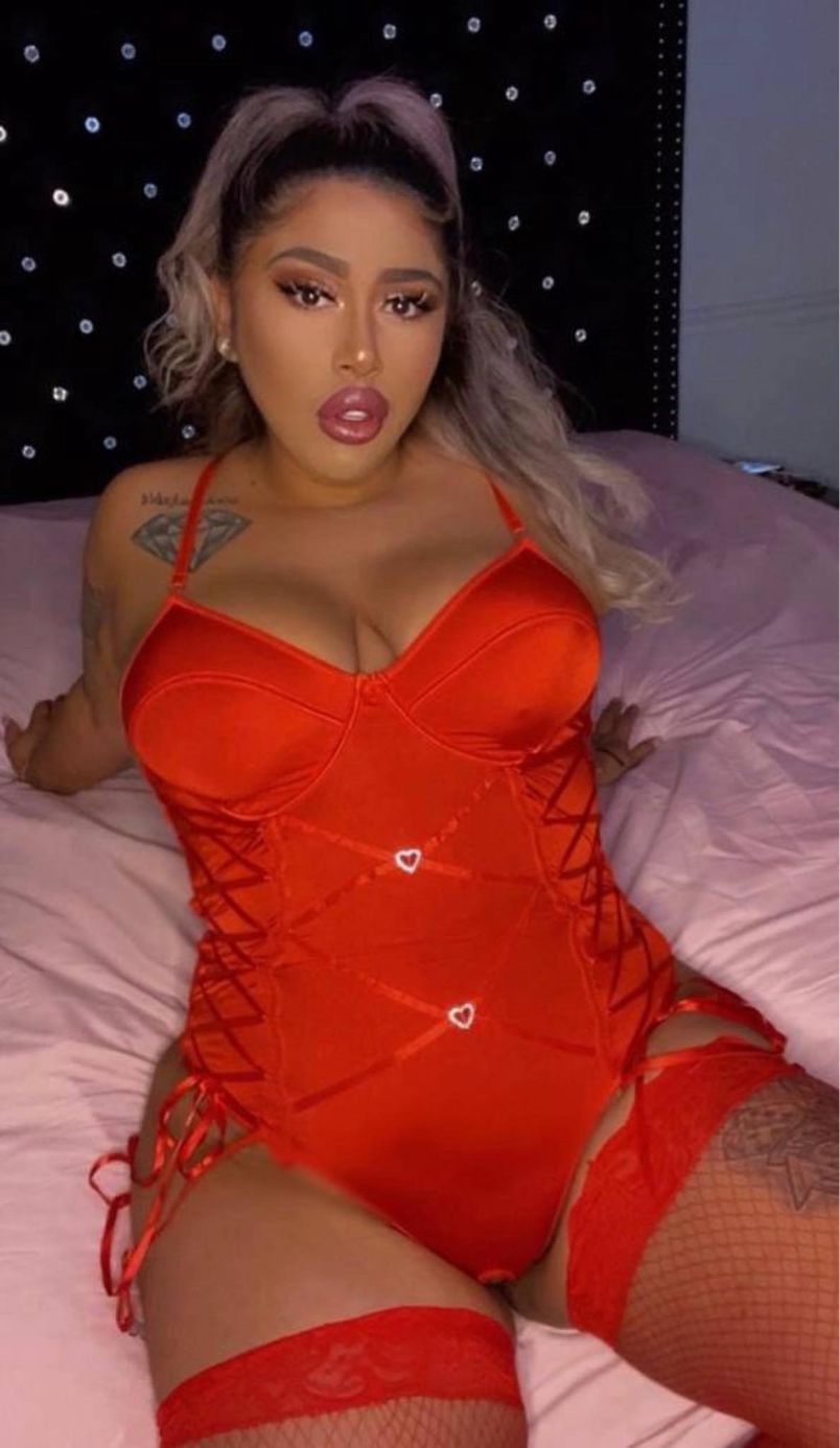 Monica 5